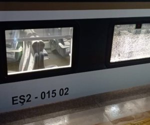 
ADY bu il sərnişin qatarlarına qarşı daş atmaların sayını açıqlayıb