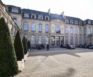 Обыск в Елисейском дворце