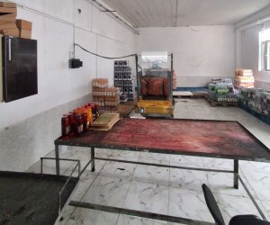 В Баку приостановили работу предприятия по производству напитков