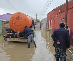 Abşeronda yağışın fəsadları aradan qaldırılır