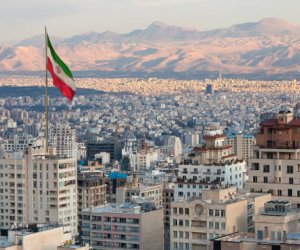 İranda bütün bağçalar fəaliyyətini dayandırıb