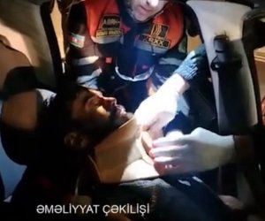 Mehdiabadda qəza olub, avtomobildə sıxılı qalmış 1 nəfər xilas edilib - VİDEO