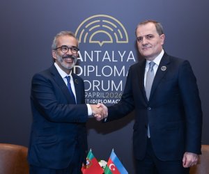 Ceyhun Bayramov Antalyada Portuqaliya XİN rəhbəri ilə görüşüb