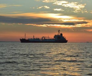 Инцидент с судном у берегов Омана