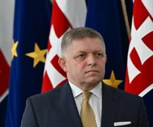 И Эстония закрыла небо для самолета Фицо