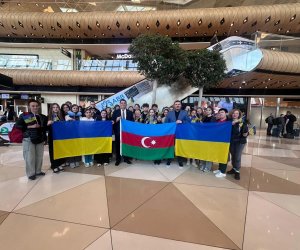 В Азербайджан на реабилитацию прибыла очередная группа украинских детей