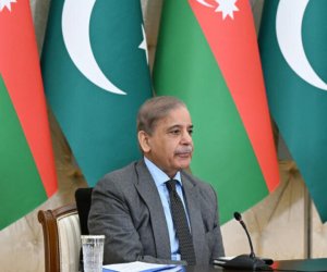 Pakistan ready to mediate between Iran and U.S., PM says