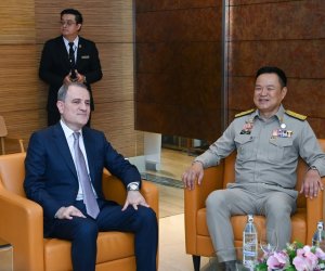 Bayramov Tailandın Baş naziri ilə görüşdə əməkdaşlıq və UNESCAP prioritetlərini müzakirə edib
