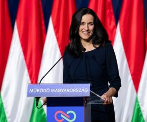 Орбан возглавит МИД