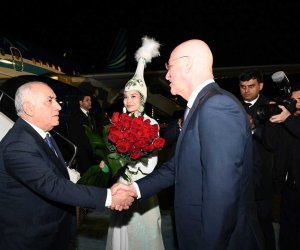 
Azerbaijani PM Ali Asadov visits Kazakhstan