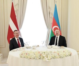 
Official luncheon held in honor of Latvian President