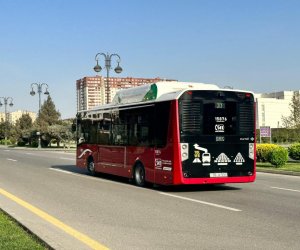 
AYNA: Metropolitendə baş verən texniki insidentlə bağlı avtobusların sayı artırılıb