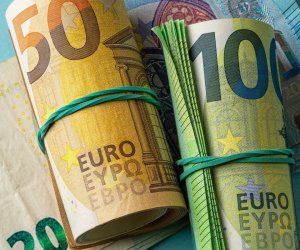 
Ukraynaya 90 milyard avroluq kredit ayrılıb