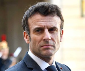 Макрон: Погиб еще один миротворец