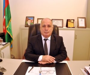 
Prezident bu universitetə rektor təyin etdi