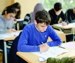 
Martın 15-i keçirilmiş buraxılış imtahanının nəticələri elan olunub