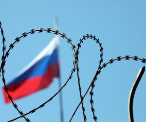 Новые жесткие санкции против России - Oбновлено