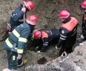 Qaradağda torpaq uçqunu: 1 nəfər ölüb, 1 nəfər xilas edilib/Video