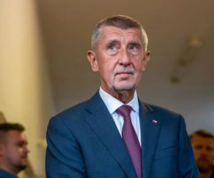 Посольство Чехии объявило даты визита Бабиша в Азербайджан