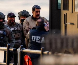 США разрешили Мадуро