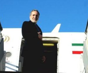 Abbas Əraqçi Omana gedib