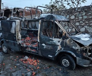 Gəncədə yük maşını yanıb