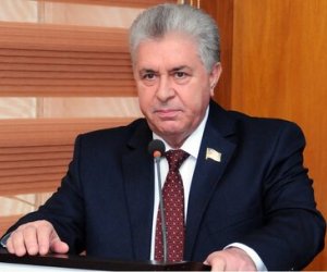 Deputat MSK sədrinin fəaliyyətindən danışıb