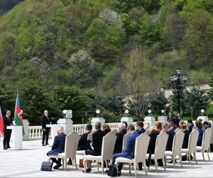 

Prezident: Azərbaycan və Çexiya energetika sektorunda çox etibarlı tərəfdaşlardır

