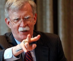 Экс-советник Трампа призвал вооружить иранскую оппозицию