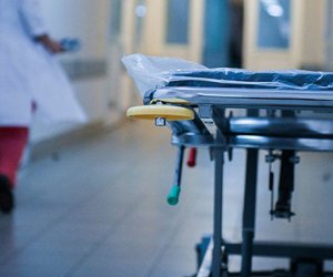 
Bakıda kirayə qalan 19 yaşlı oğlanla 14 yaşlı qız dəm qazından zəhərləndi -Ölən var