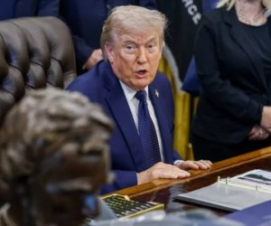 Трамп провел экстренную встречу с нефтяниками