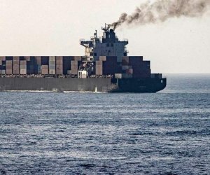 Шесть иранцев с задержанного США судна освобождены