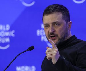 Зеленский призвал не поддаваться на уловку России