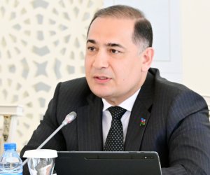 Əmiraslanov: Yeni gömrük modeli risk əsaslı idarəetməyə keçidi nəzərdə tutur