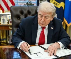 Трамп: США повысят ставку пошлины на автоэкспорт ЕС до 25%