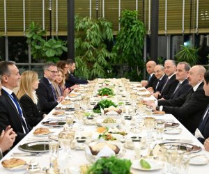 İlham Əliyevin adından Meloninin şərəfinə işçi şam yeməyi verilib