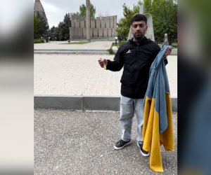 İrəvanda Ukrayna bayrağı yandırıldı - Video