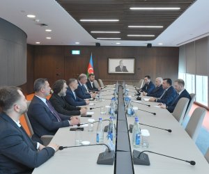 Azerbaijan and Turkey discuss expanding business cooperation