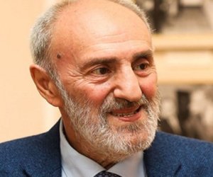Акиф Исламзаде госпитализирован после сердечного приступа