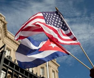 США предложили Кубе отказаться от коммунизма