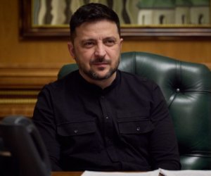 Указ Зеленского: &laquo;Разрешаю&raquo; парад в Москве