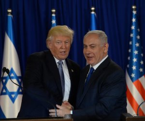 Axios: Трамп провел телефонный разговор с Нетаньяху