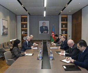 Байрамов принял Фергюса Олда в связи с завершением его дипмиссии в Азербайджане