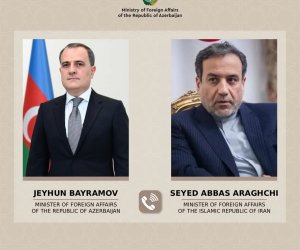Ceyhun Bayramov Əraqçı ilə danışıb