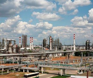 Украинские дроны остановили работу НПЗ в Перми