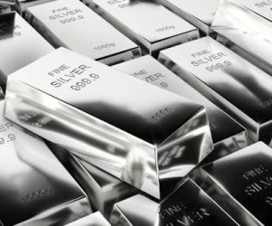 "Comex" birjasında gümüşün qiyməti 90 dolları ötüb