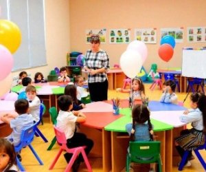 В Азербайджане электронная очередь в детсады временно приостанавливается