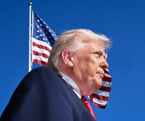 Трамп объявил о &laquo;сложной операции&raquo; в Африке: убит один из лидеров ИГ