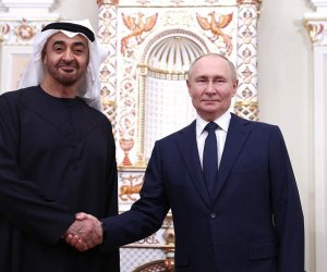 Путин созвонился с президентом Эмиратов