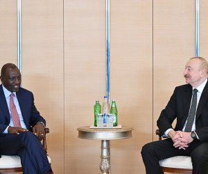 Prezident keniyalı həmkarını qəbul edib